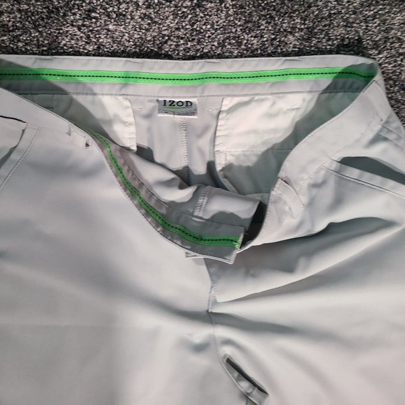 Golf Shorts - Picture 3 of 4